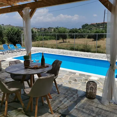 빌라 Kefalonia Olive House Private Pool *